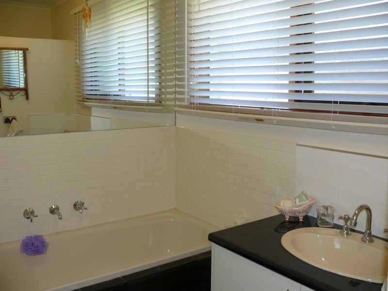 13 Fullarton Drive, Paynesville VIC 3880