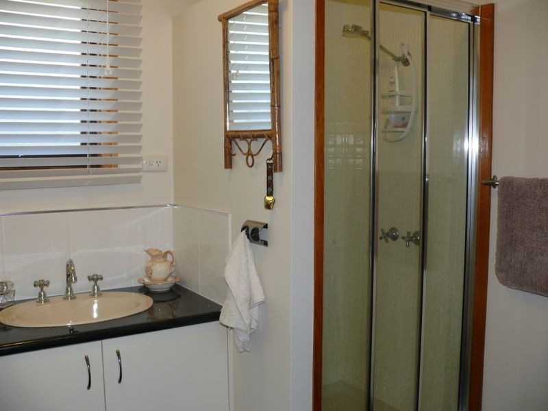 13 Fullarton Drive, Paynesville VIC 3880