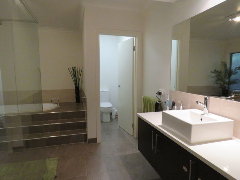 17 Butlers Point Drive, Newlands Arm VIC 3875