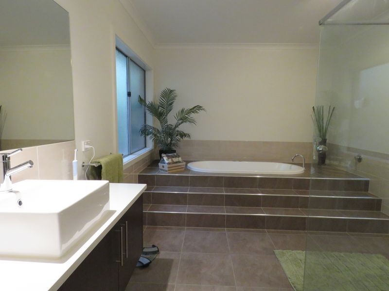 17 Butlers Point Drive, Newlands Arm VIC 3875