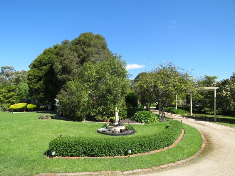 17 Seagreen Close, Eagle Point VIC 3878