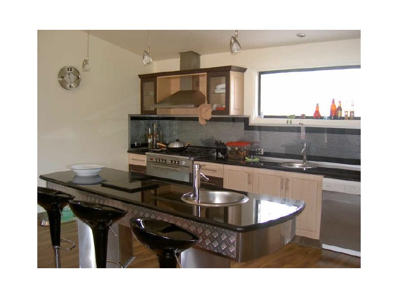 25 Mallard Close, Newlands Arm VIC 3875