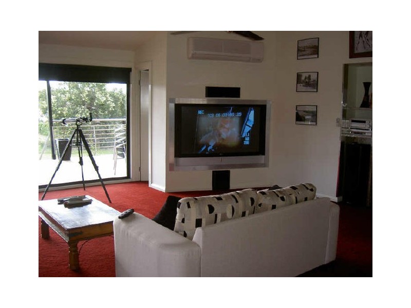 25 Mallard Close, Newlands Arm VIC 3875