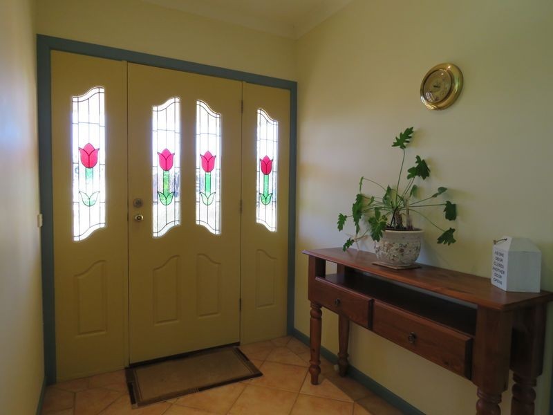 18 Waterloo Court, Paynesville VIC 3880