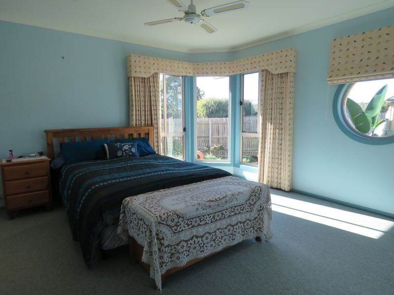 18 Waterloo Court, Paynesville VIC 3880