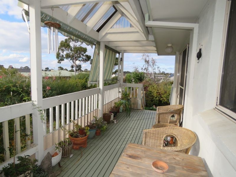 13 Schooner Terrace, Paynesville VIC 3880