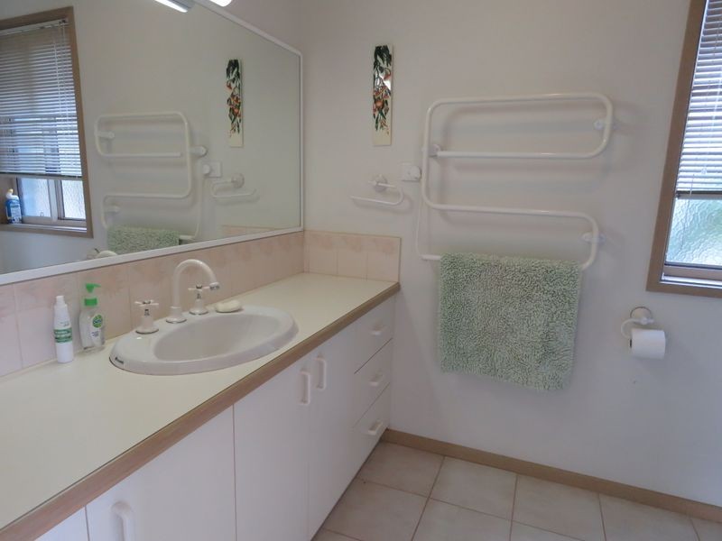 13 Schooner Terrace, Paynesville VIC 3880