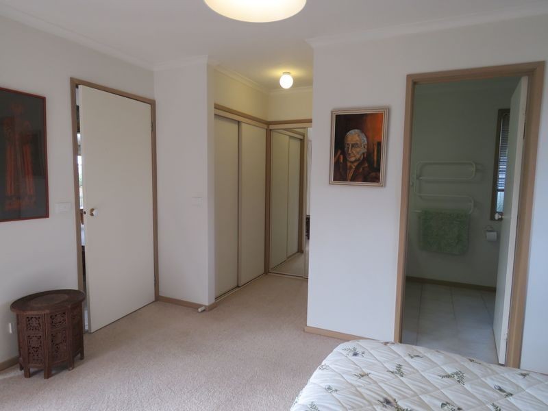 13 Schooner Terrace, Paynesville VIC 3880