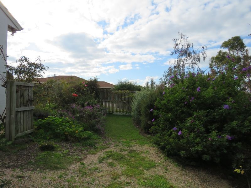 13 Schooner Terrace, Paynesville VIC 3880