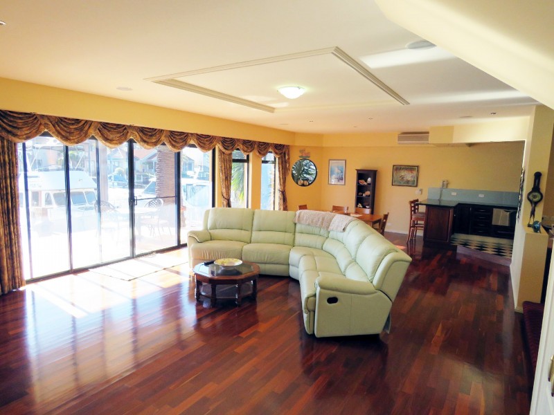 20B Victoria Street, Paynesville VIC 3880