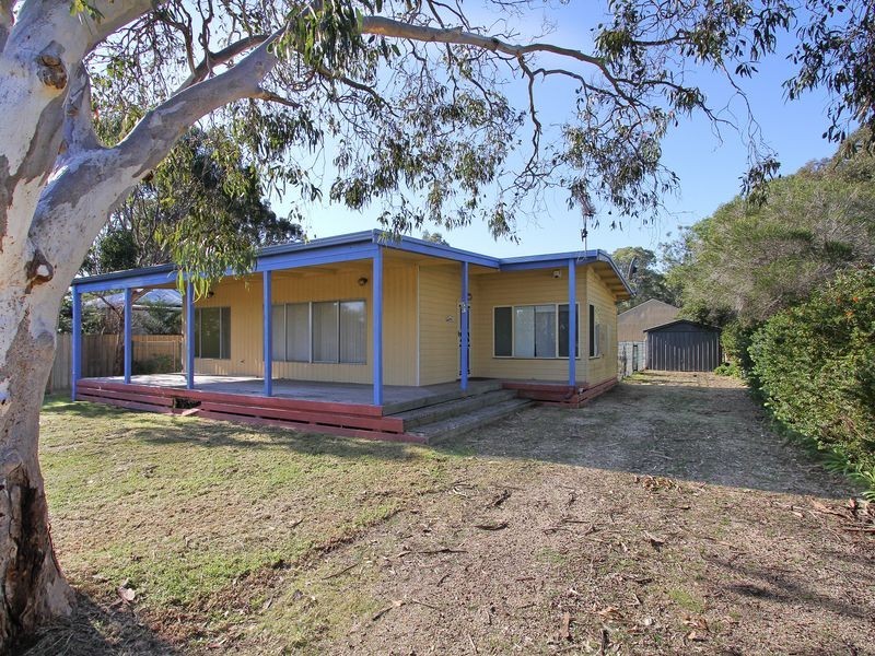 53 Fourth Avenue, Raymond Island VIC 3880