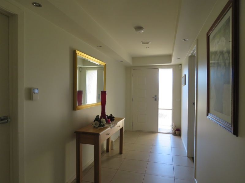 17 The Grange, Paynesville VIC 3880