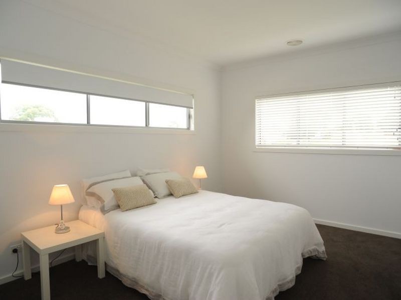 18 Heaths View, Paynesville VIC 3880