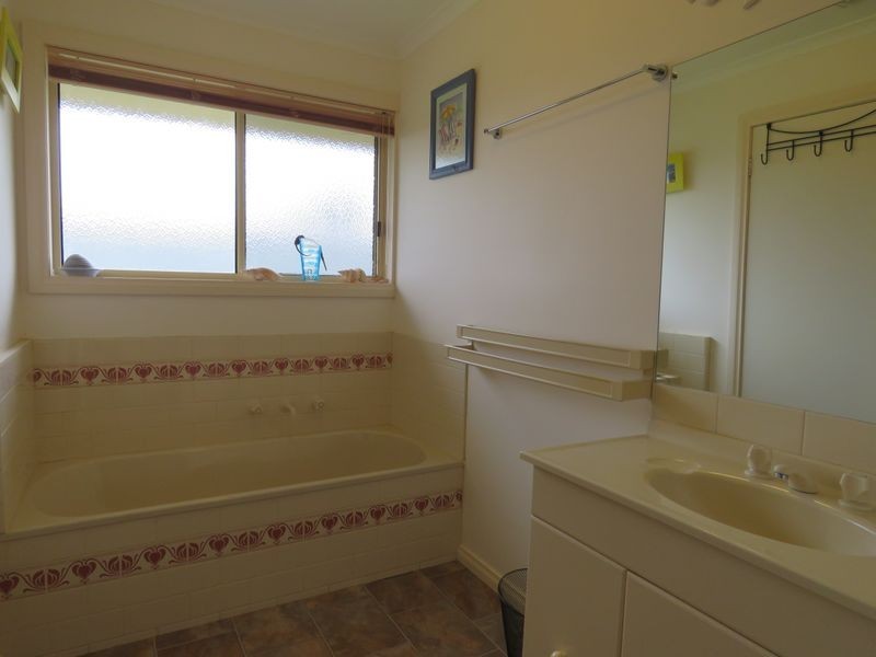 3 Lara Close, Paynesville VIC 3880