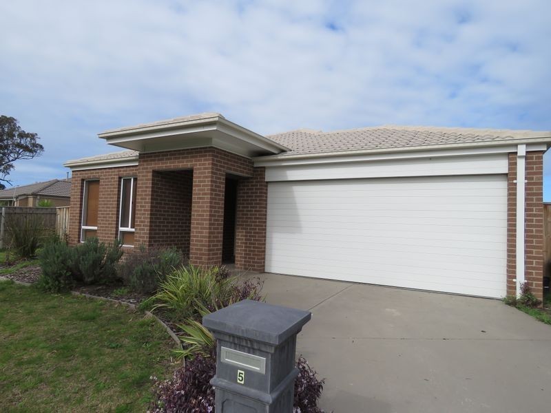 5 Alice Court, Paynesville VIC 3880