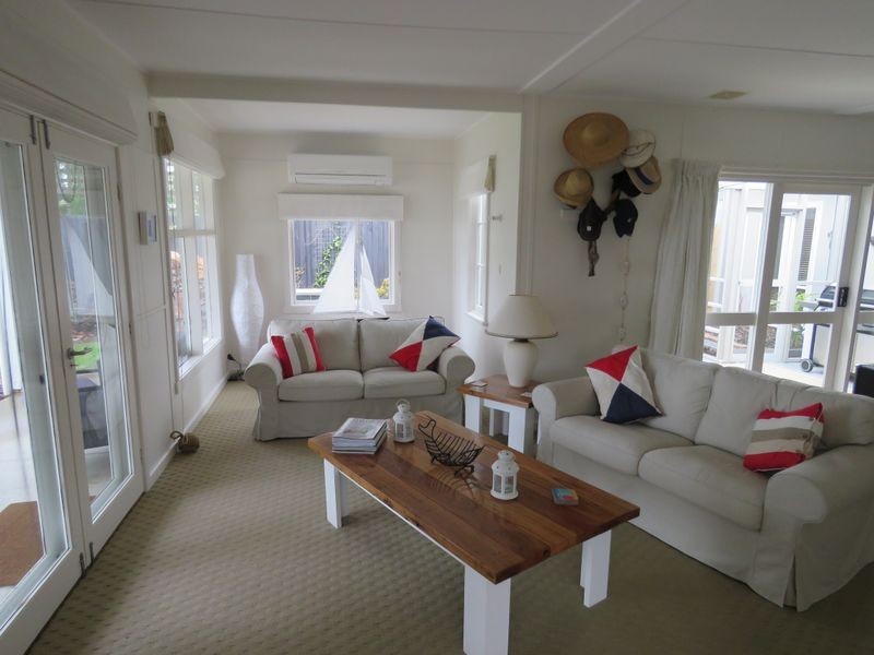 81 Western Boulevard, Raymond Island VIC 3880