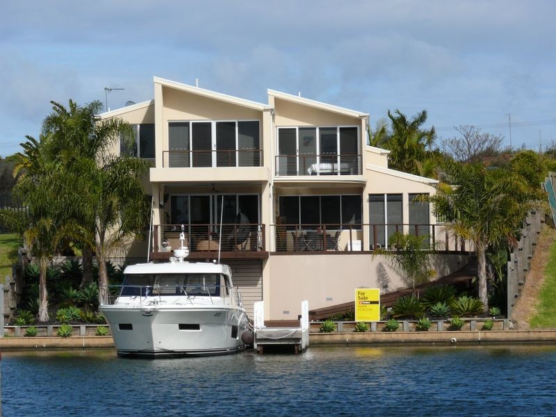 4 Admirals Quay, Paynesville VIC 3880