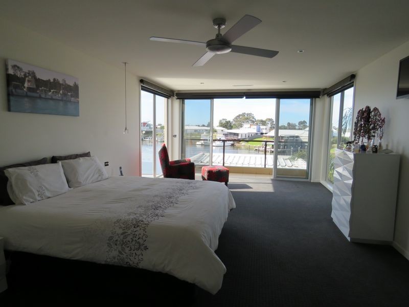 4 Admirals Quay, Paynesville VIC 3880