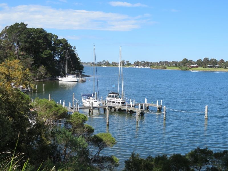 2 Kellina Court, Paynesville VIC 3880