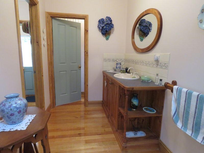 2 Kellina Court, Paynesville VIC 3880