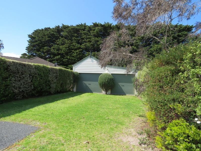 2 Kellina Court, Paynesville VIC 3880