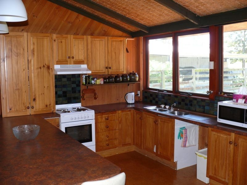 51 Western Boulevard, Raymond Island VIC 3880