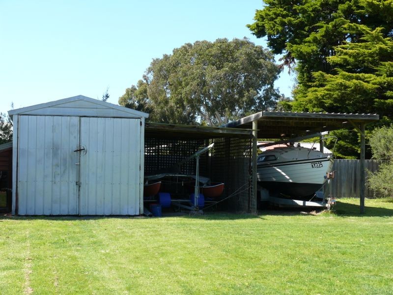 51 Western Boulevard, Raymond Island VIC 3880