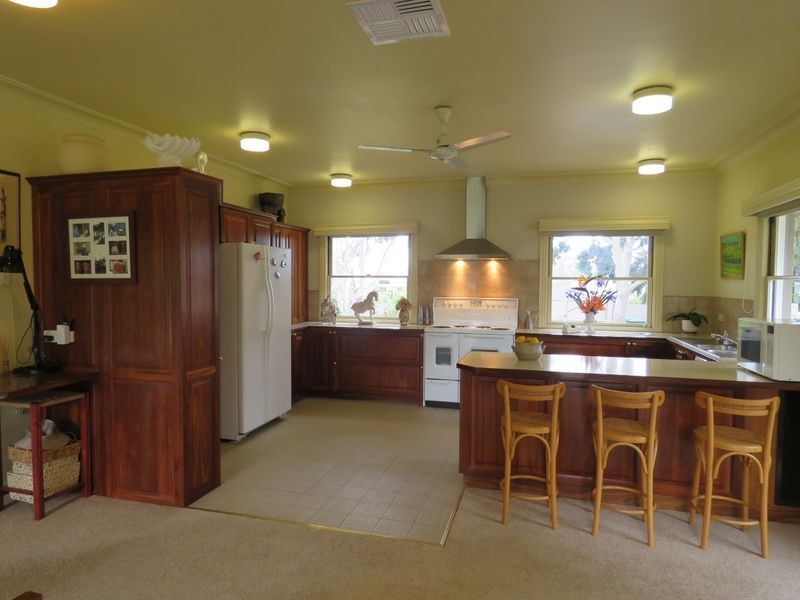 93 Newlands Drive, Paynesville VIC 3880