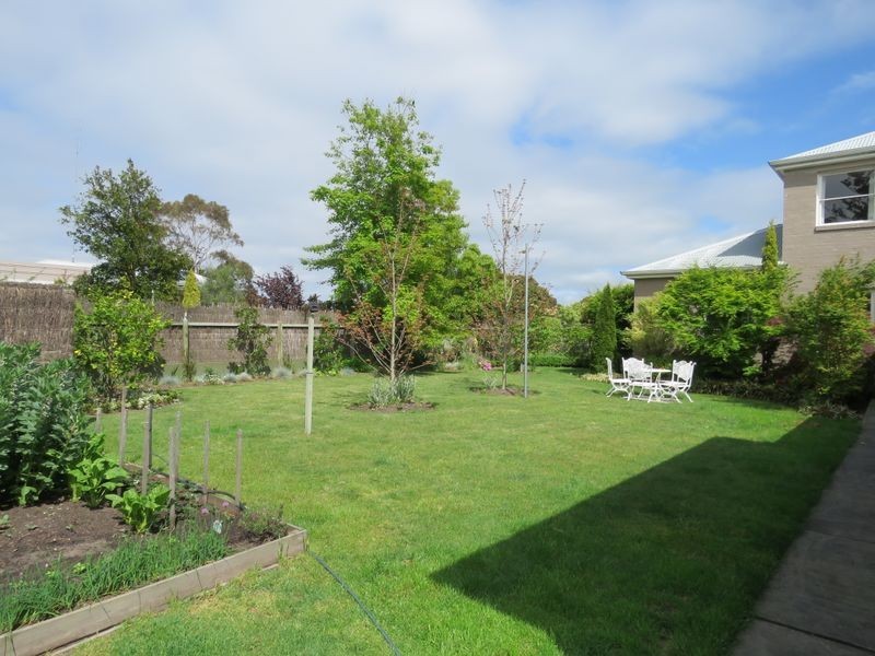 93 Newlands Drive, Paynesville VIC 3880