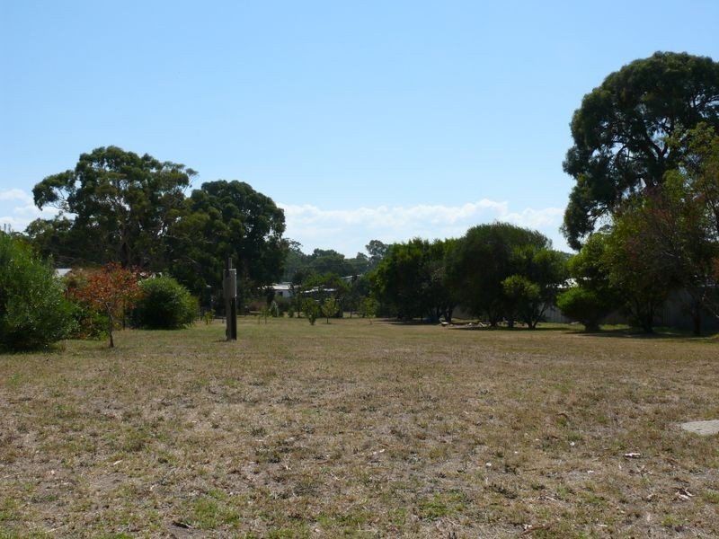 20 Riley Street, Eagle Point VIC 3878