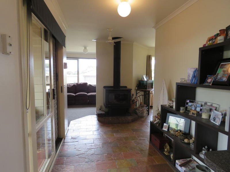 10 Callistemon Court, Paynesville VIC 3880