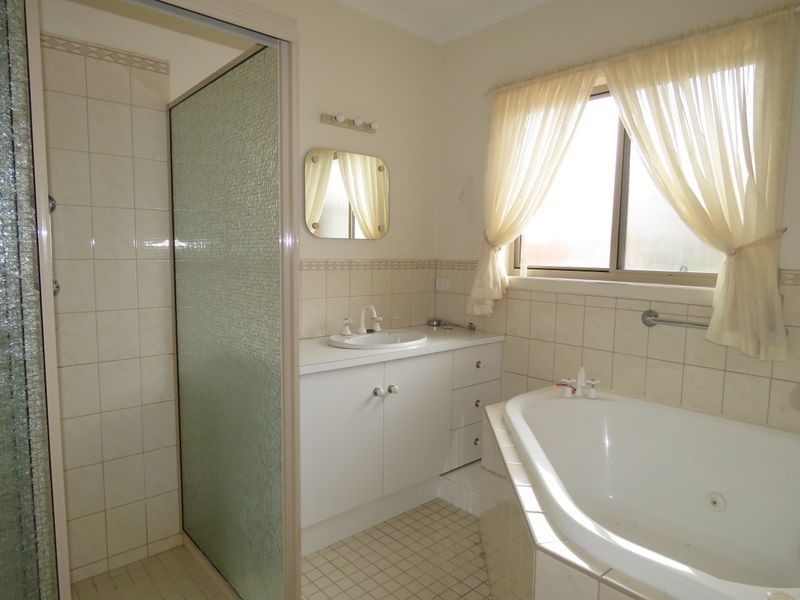 4/1 Windjammer Court, Paynesville VIC 3880