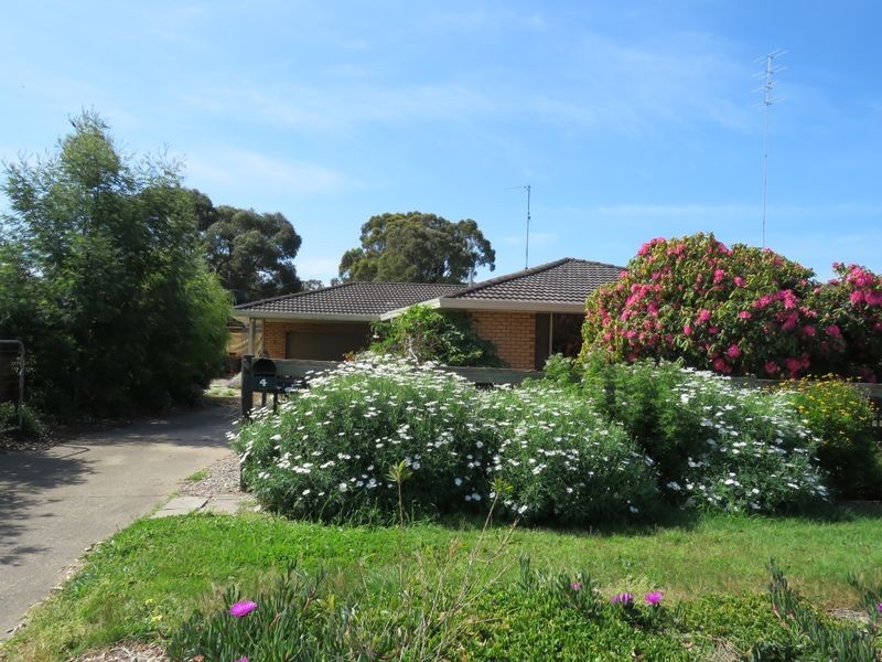 4 Rex Street, Paynesville VIC 3880