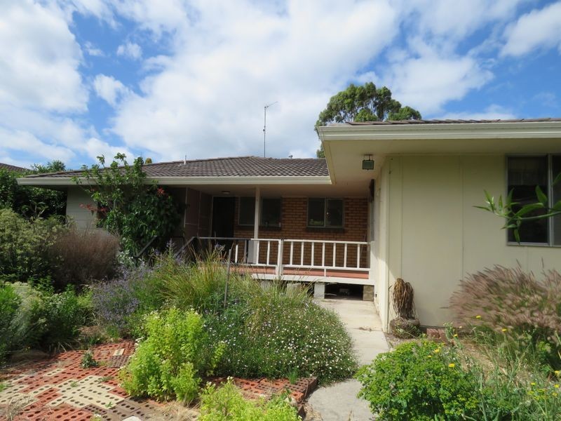4 Rex Street, Paynesville VIC 3880