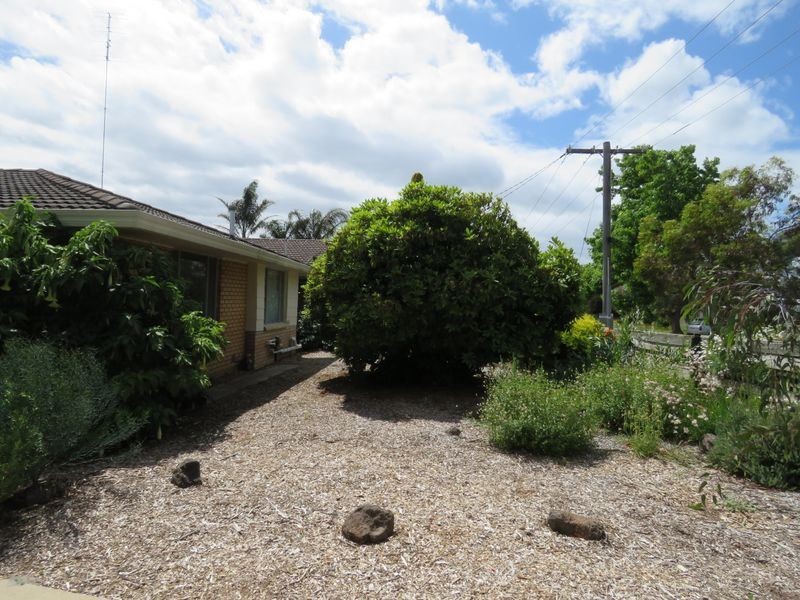 4 Rex Street, Paynesville VIC 3880