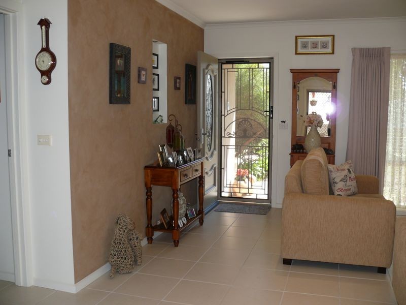 1/30 Toonalook Parade, Paynesville VIC 3880