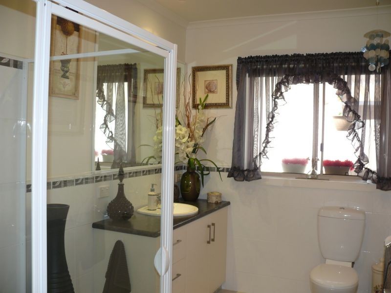 1/30 Toonalook Parade, Paynesville VIC 3880