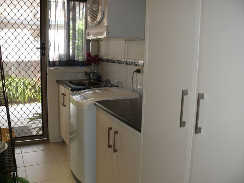 1/30 Toonalook Parade, Paynesville VIC 3880