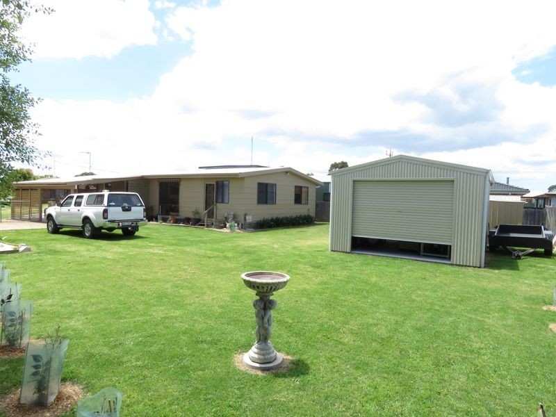 1 The Moorings, Paynesville VIC 3880