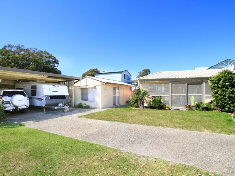 135 Western Boulevard, Raymond Island VIC 3880