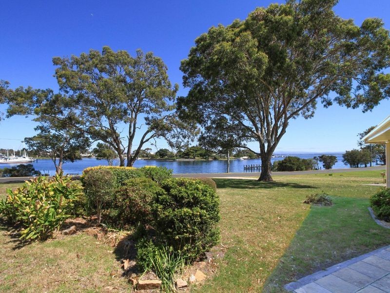 135 Western Boulevard, Raymond Island VIC 3880