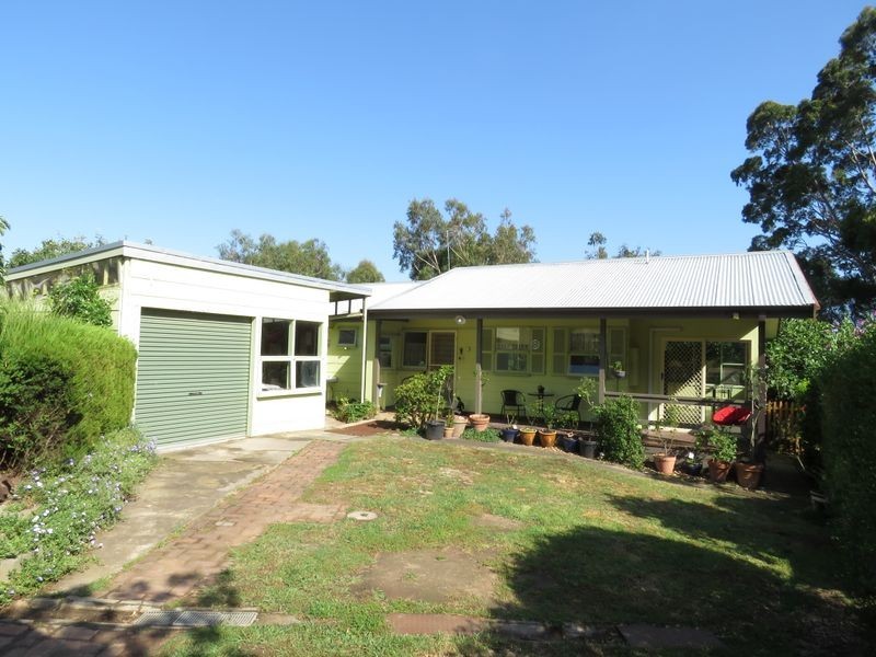 34 Forge Creek Road, Eagle Point VIC 3878