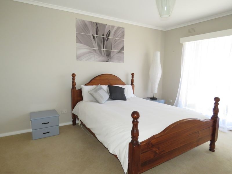 35 School Road, Eagle Point VIC 3878