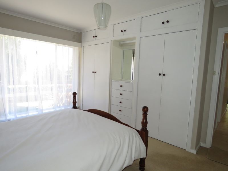 35 School Road, Eagle Point VIC 3878