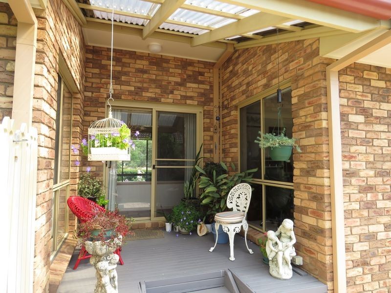 8 Hakea Court, Paynesville VIC 3880