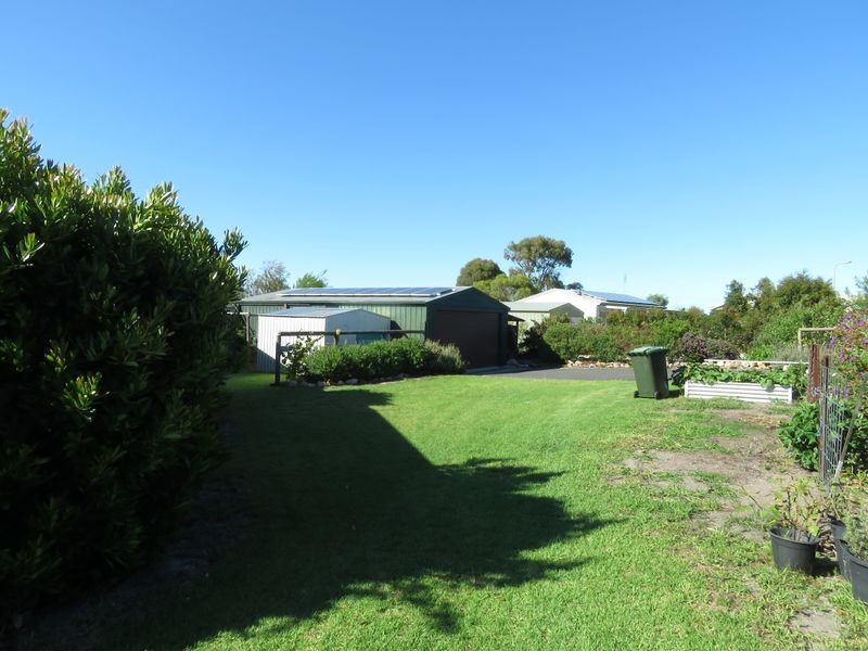 2 Driftwood Court, Newlands Arm VIC 3875