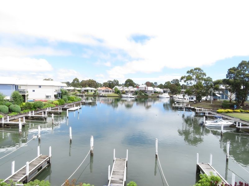 Apartment 24/11 Mitchell Street, Paynesville VIC 3880