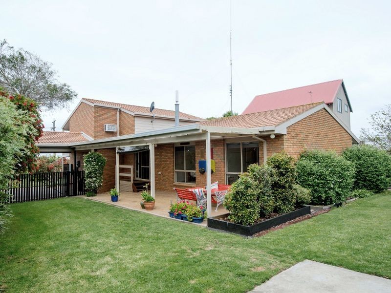 45 Fullarton Drive, Paynesville VIC 3880