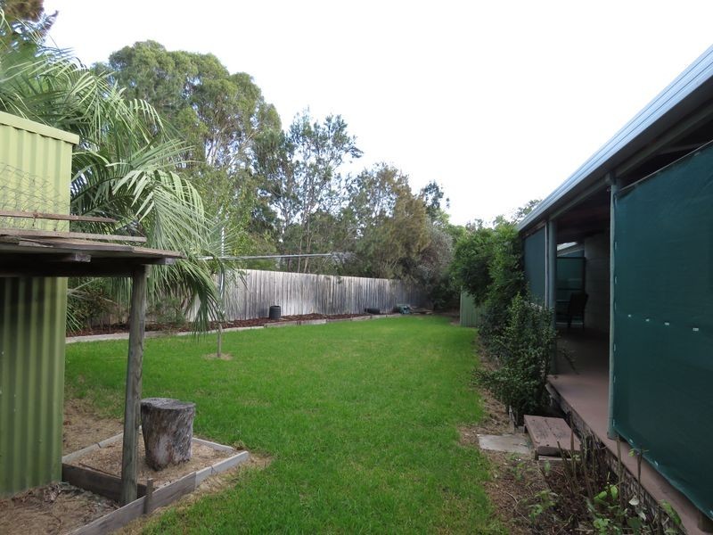 10 White Court, Eagle Point VIC 3878