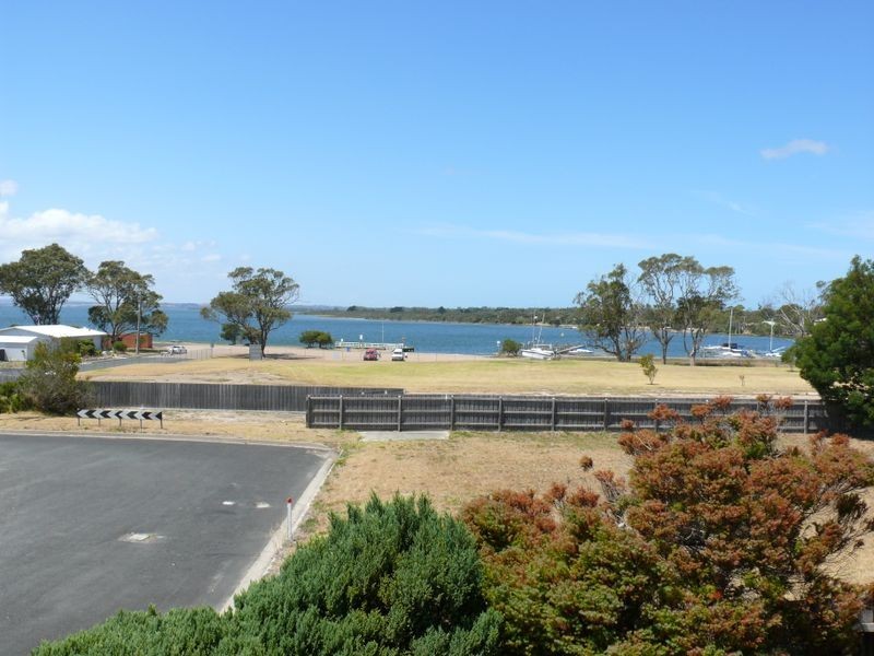 26 Kings Road, Paynesville VIC 3880